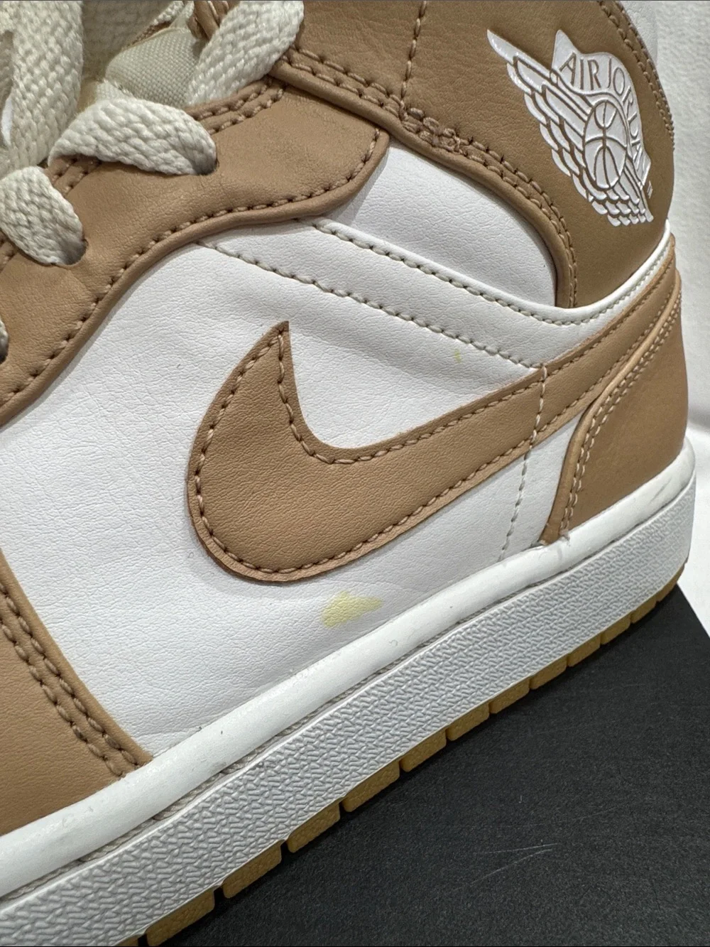 Jordan mid top